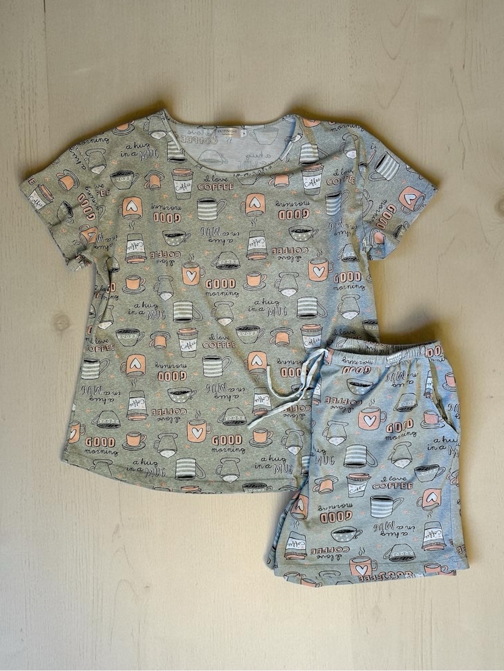 Gray Coffee-Print Short Sleeve Pajama Set Woman Size XL